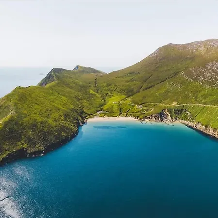 Alojamento de Acomodação e Pequeno-almoço Stella Maris Bed And Breakfast, On The 4*