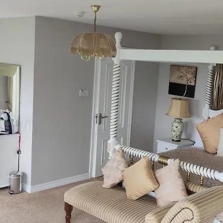 Stella Maris Bed And Breakfast, On The Keel (Mayo)