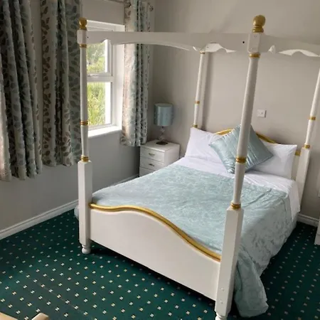 Stella Maris Bed And Breakfast, On The 4*