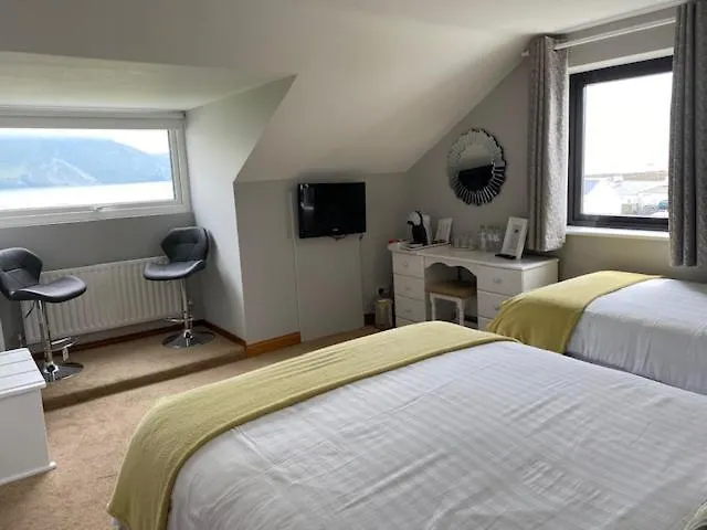 Stella Maris Bed And Breakfast, On The 4* 基尔